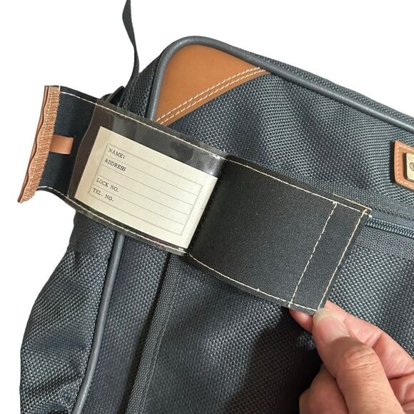 Vintage 80s Pan Am Charcoal canvas travel messenger bag with shoulder strap NWT - Picture 6 of 15